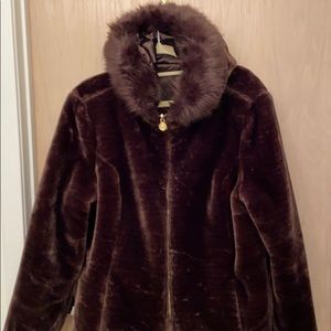 Beautiful ladies winter parka  /reversible